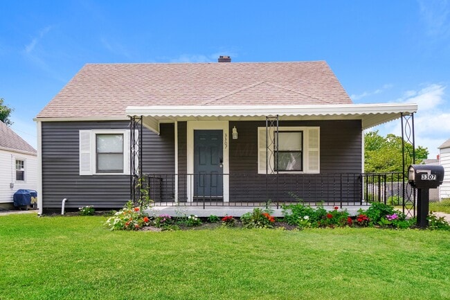 Primary Photo - 3307 Eisenhower Rd