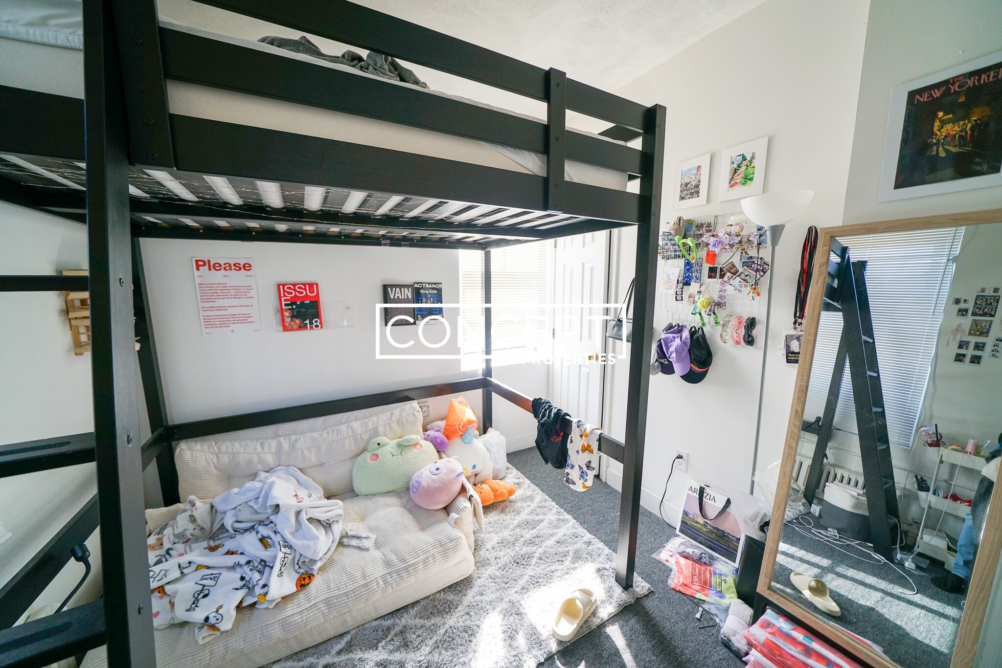 Building Photo - 218 Hemenway St