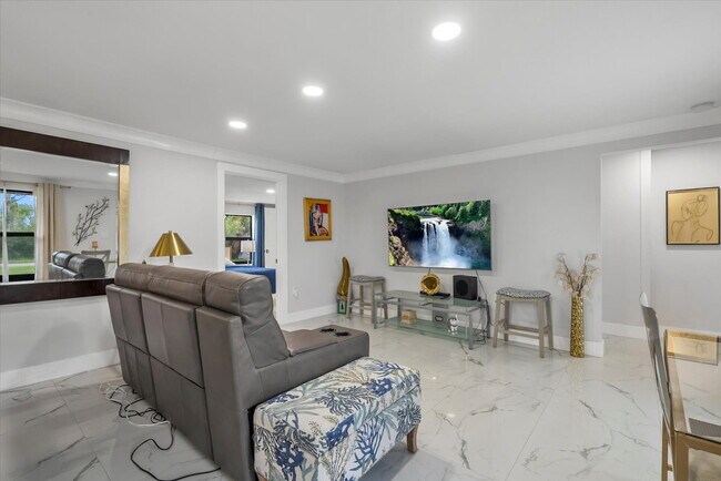 Building Photo - 3-Bedroom Punta Gorda Retreat with Marble Finishes & Stylish Furnishings!"
