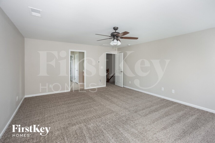 Building Photo - 2173 Stone Pile Dr