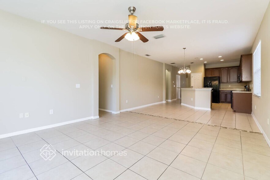 Building Photo - 6215 Desert Peace Ave