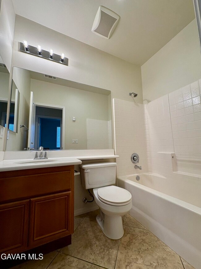 Building Photo - 5730 Paddington Dr