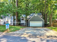 Building Photo - 944 Shiloh Ridge Run NW