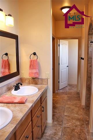 Building Photo - Beautiful Home in Gated community with pool, club house and limited work out facility.