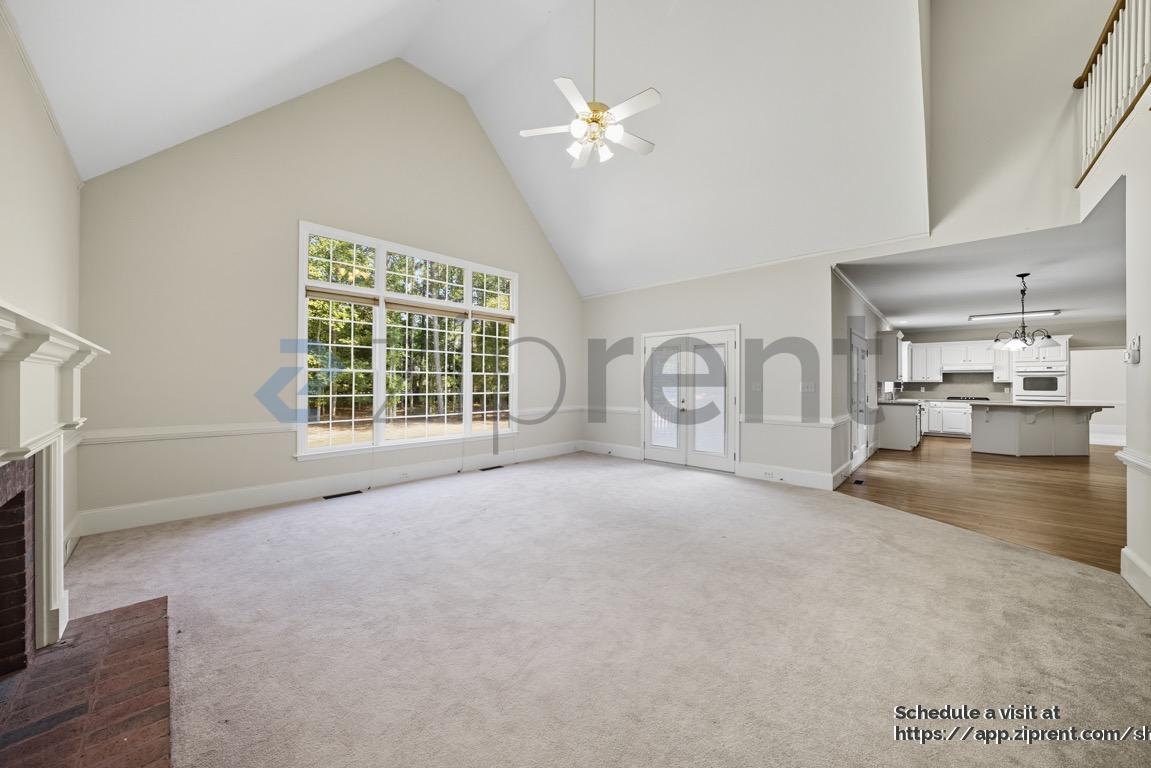Building Photo - 126 Laurel Ridge Dr