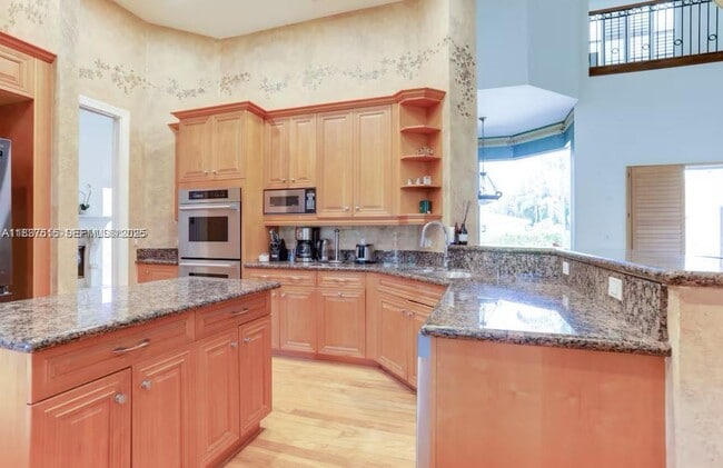 Building Photo - 5960 NW 79th Way