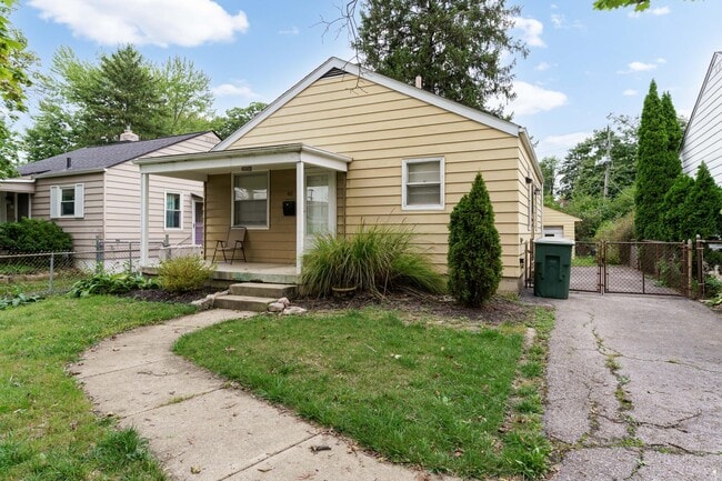 Building Photo - 62 E Stanton Ave