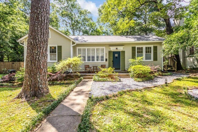 Building Photo - 4041 Pine Hill Dr