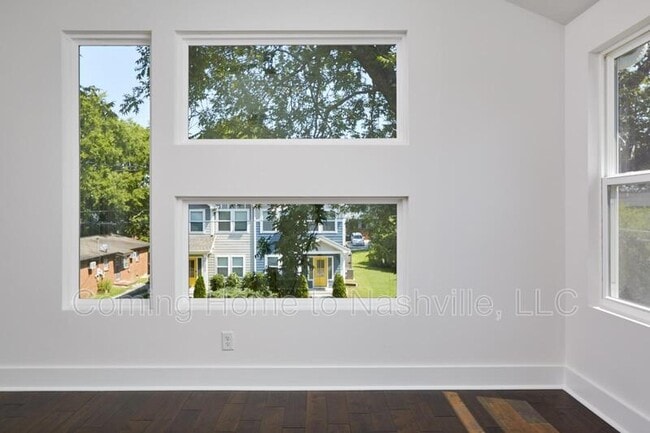 Building Photo - 1719 Pecan St