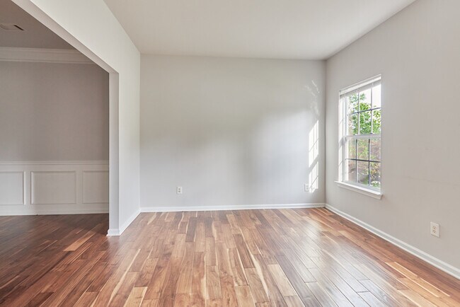Building Photo - 4 bedroom house in Suwanee