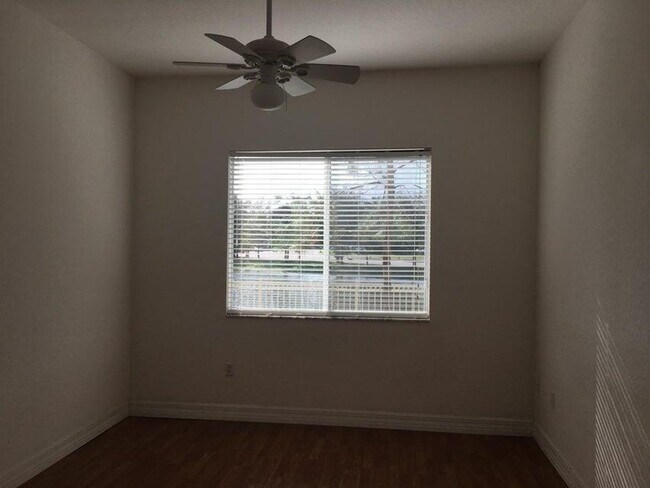 Building Photo - Annual Rental in Stuart