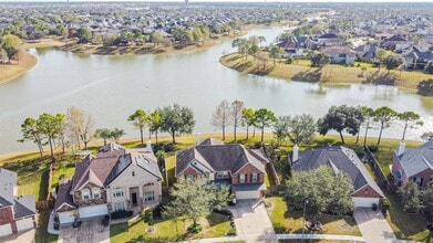 Building Photo - 2315 Bending Spring Dr