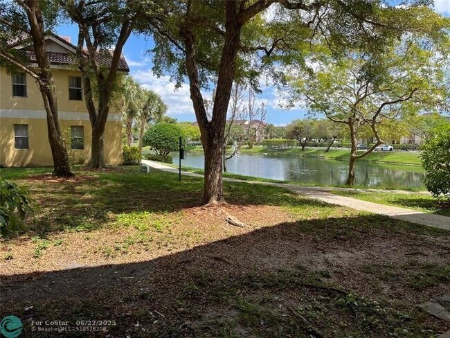 Building Photo - 7680 Westwood Dr