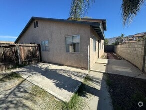 Building Photo - MeadSt221-223
