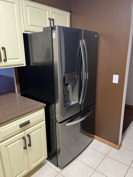 Building Photo - 1300 G St