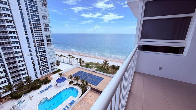 Building Photo - 1370 S Ocean Blvd