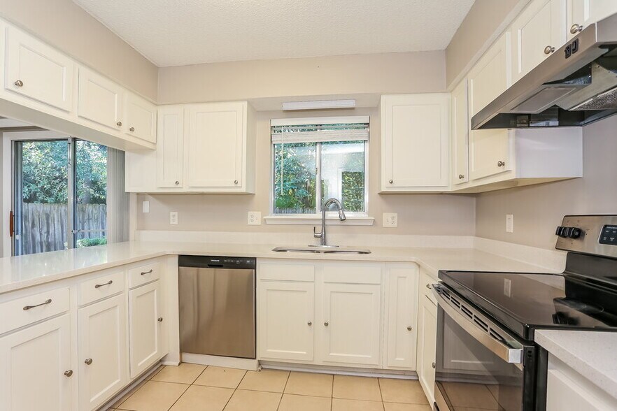 Building Photo - 4420 Palmetto Inlet W