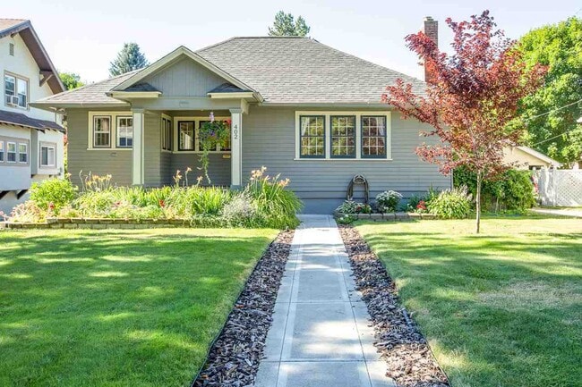 Primary Photo - Charming Craftsman Just Steps from Manito Park!