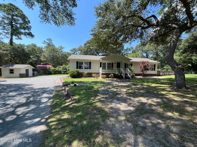 Building Photo - 112 Elsie Dr