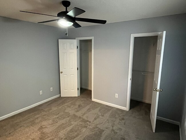 Building Photo - Great 3 Bed, 2 Bath Ranch home in Concord'...