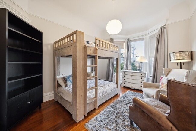 Building Photo - 1809 Page St