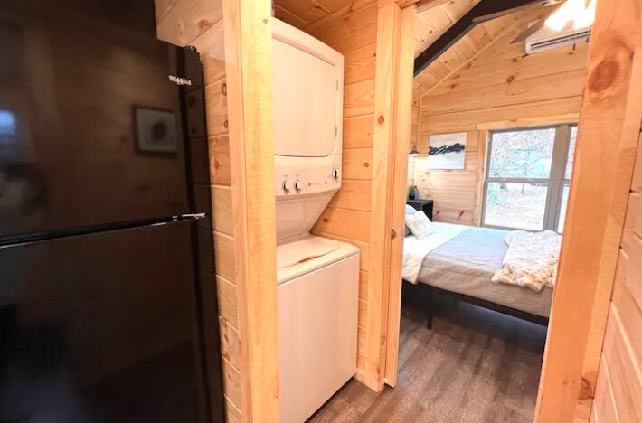 Building Photo - 145 State Rd S-42-7055