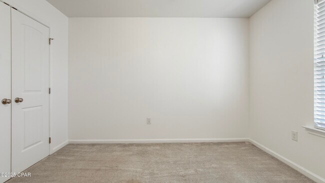 Building Photo - 3214 Caitlin St