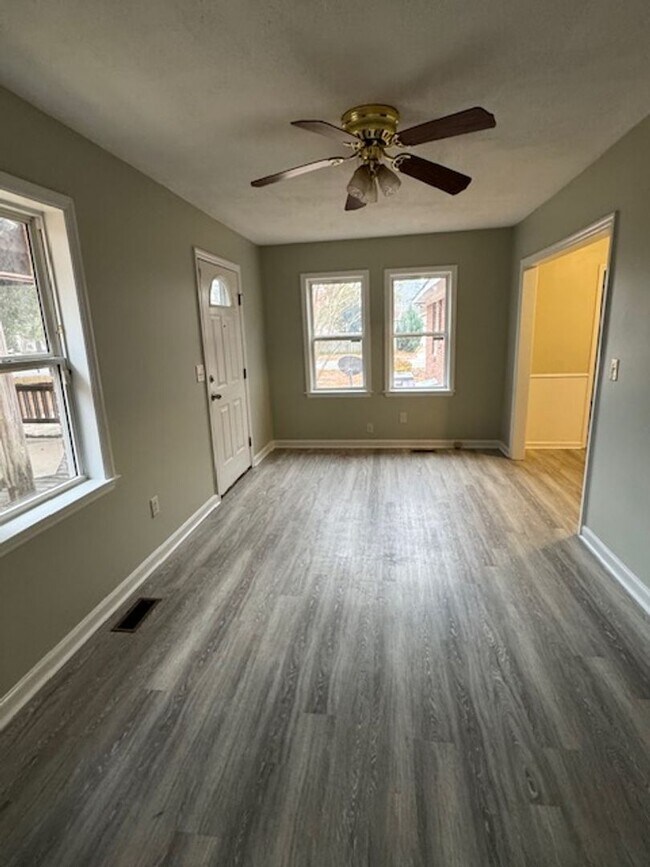 Building Photo - 1506 Scotty Dr