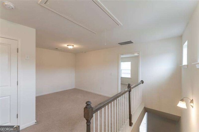 Building Photo - 898 Ambient Way