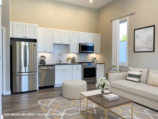 Primary Photo - 345 Pleasant St