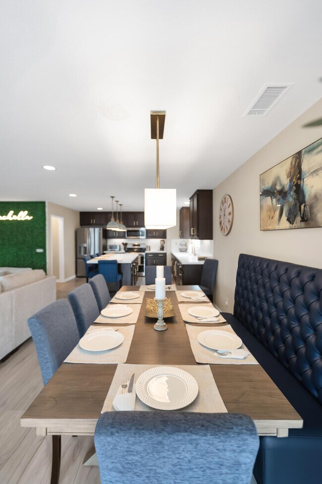 Building Photo - 84131 Azzura Way