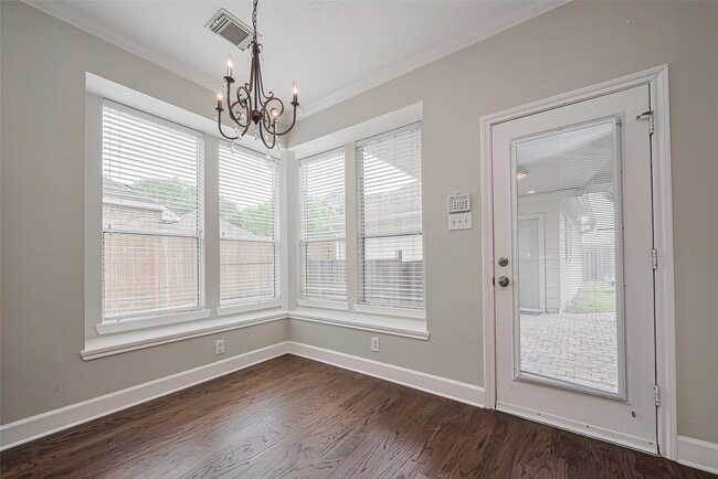 Building Photo - 223 Owens Park Dr