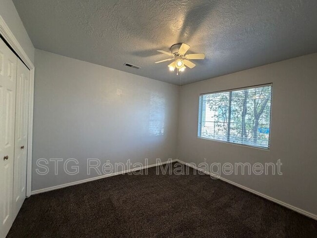 Building Photo - 433 E 1050 S
