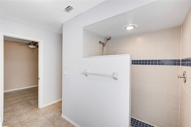 Building Photo - 2205 Tamarron Terrace