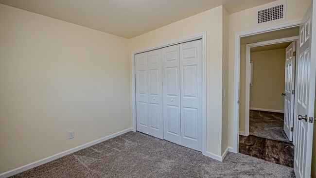 Building Photo - 2152 Calle Mesa Verde