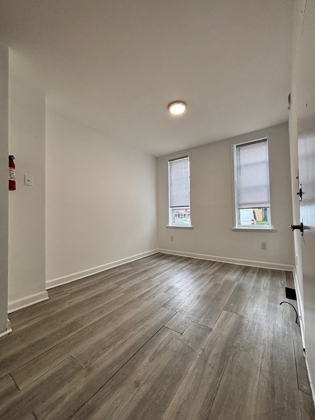 Building Photo - 894 N 42nd St