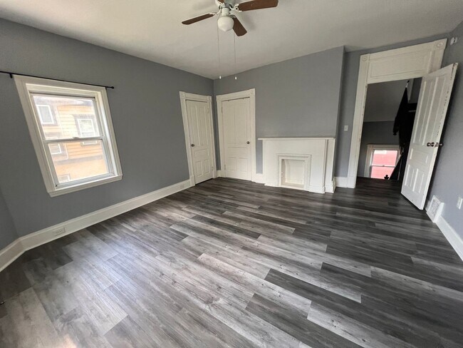 Building Photo - 505 Dawson Ave