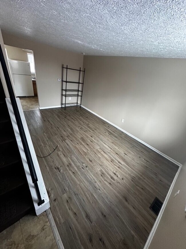 Building Photo - 1694 St Paul St