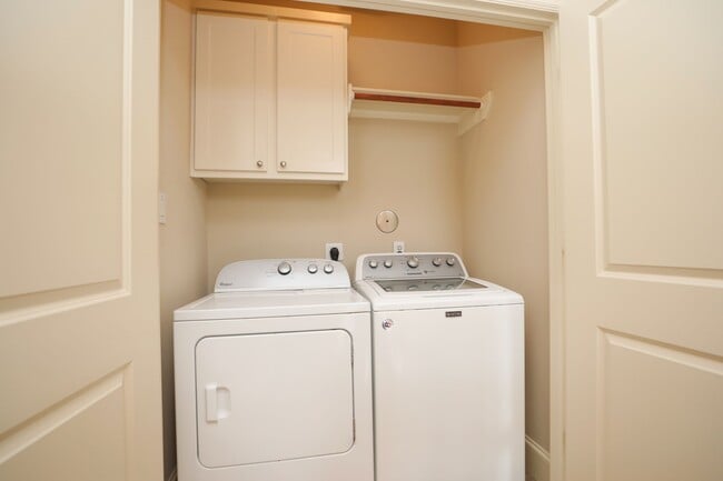 Building Photo - 1205 Birdsall St