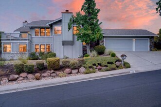 Building Photo - 1837 Lackland Dr