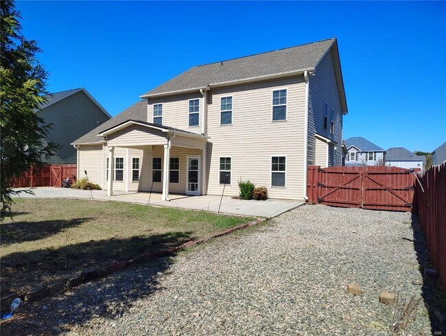 Building Photo - 269 Fountain Grove Dr