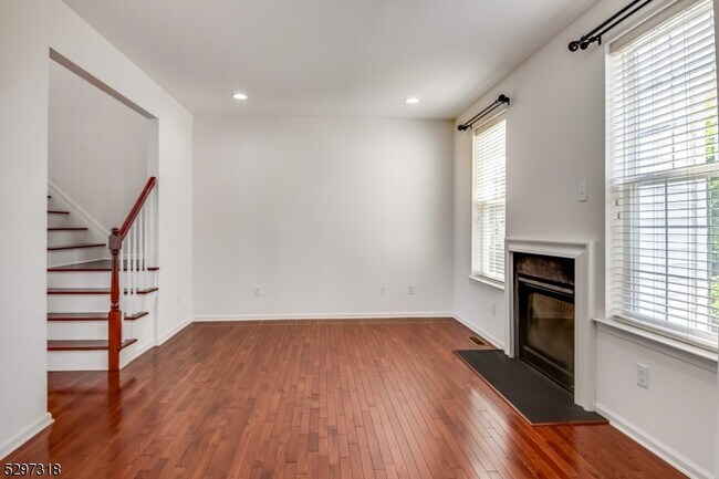 Building Photo - 115 Sowers Dr