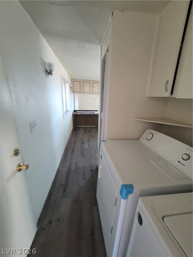 Building Photo - 1121 Pawnee Ln