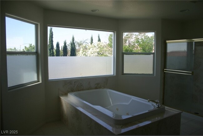 Building Photo - 8045 Mosaic Harbor Ave