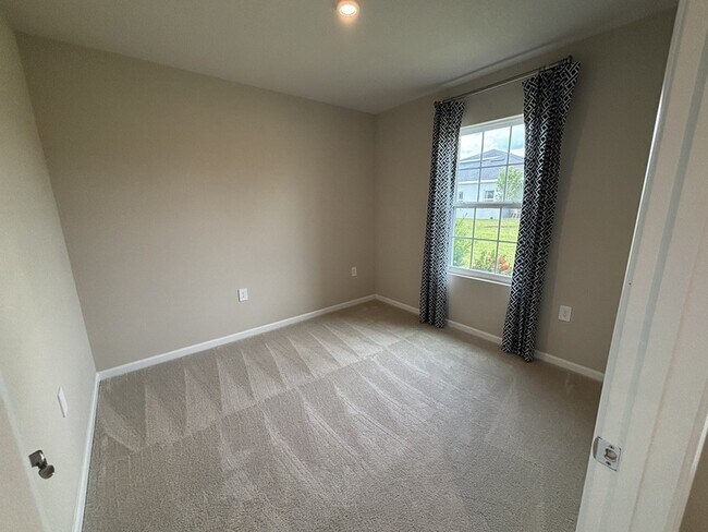 Building Photo - 1781 West Palms Drive