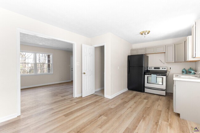 Building Photo - 1636 Huntley Ridge Dr