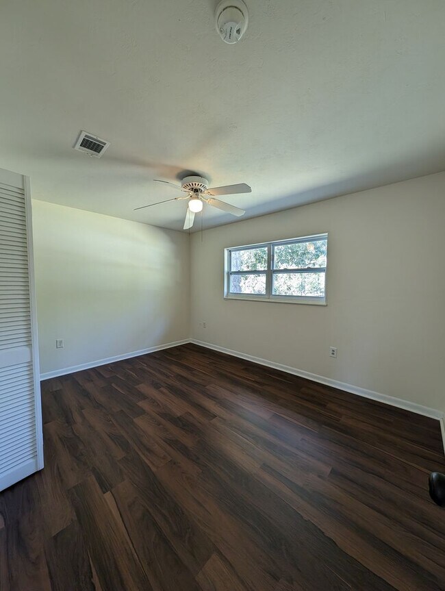 Building Photo - 531 NW 52nd Ter