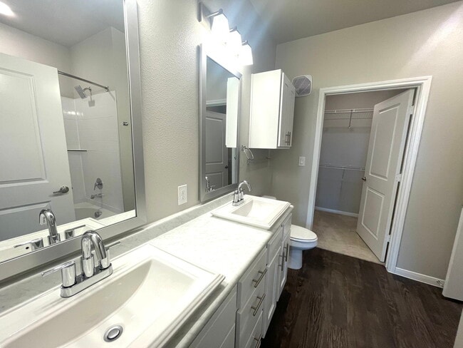 Building Photo - 12005 U.S. 380 Apt #6221, Aubrey, TX 76227 - 1 BR 1 BA condo
