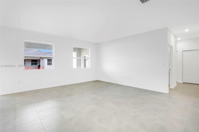 Building Photo - 27308 SW 159th Ct