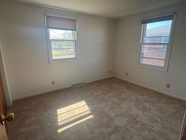 Building Photo - 650 W Main St